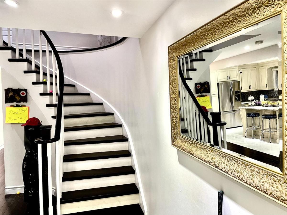 77 Nice And Warm Series Rooms Toronto Luaran gambar